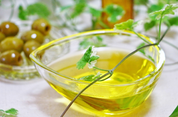 食用オイルが高いのはなぜ？